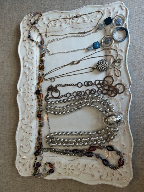 Source Unknown Jewelry - 7 Piece Mixed Necklace Bundle with Silver and Beaded Accents